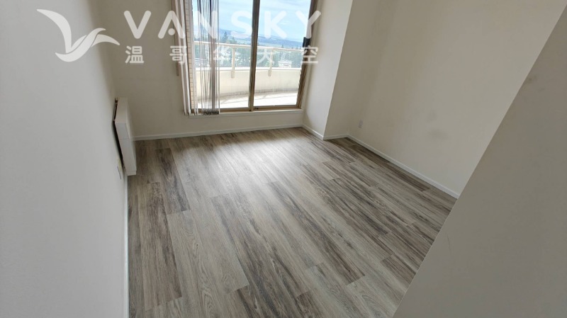 250814223713_2nd bed room with new flooring.jpg